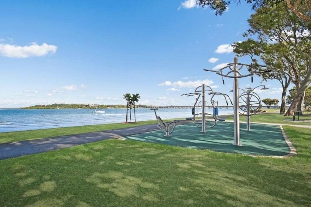 Pet Friendly Lowset Home With Room For A Boat, Wattle Ave, Bongaree - thumb 1