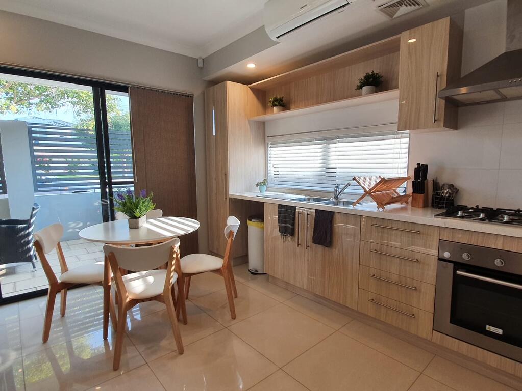 Prime Time Stays - Maylands Boutique Apartment - thumb 2