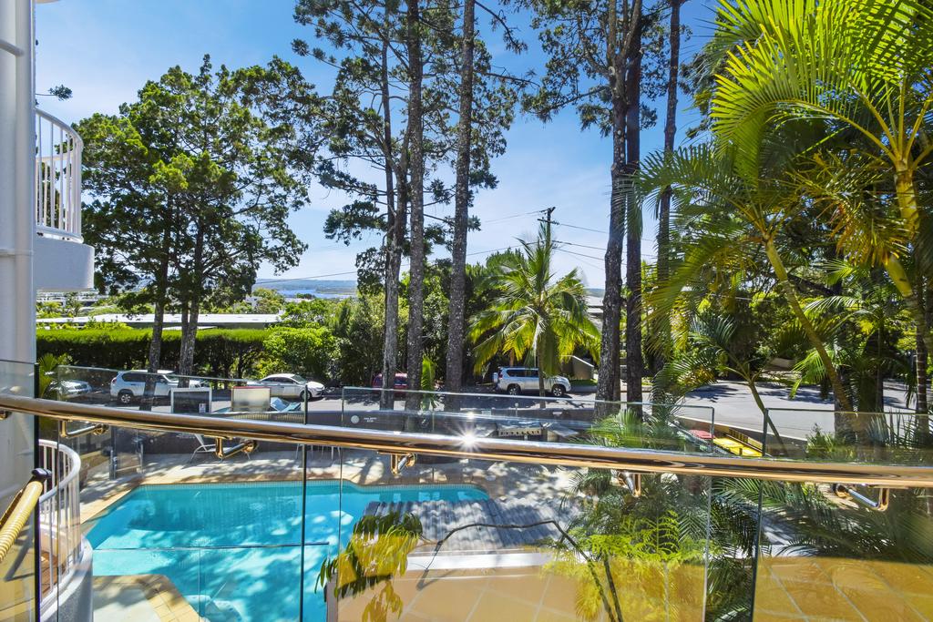 Private Apartments At Picture Point Noosa - tourismnoosa.com 0