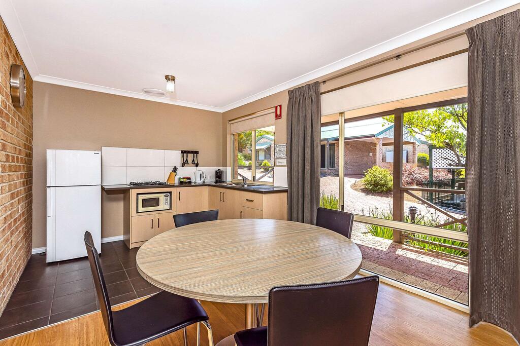 Quality Apartments Banksia Gardens - thumb 0