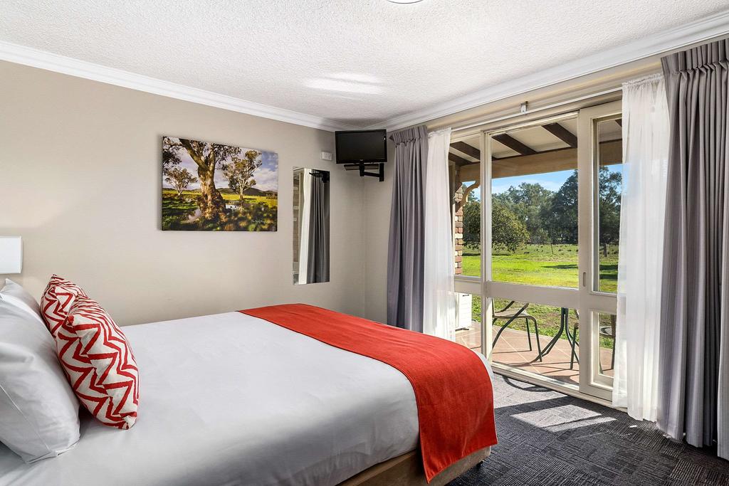 Quality Inn Carriage House - Wagga Wagga Accommodation 1