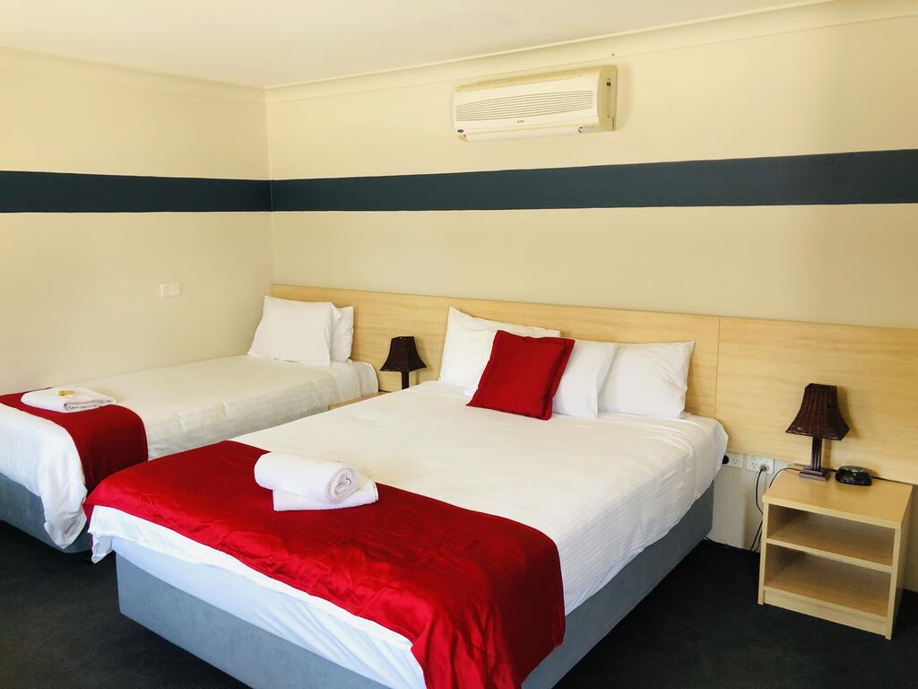 Red Cedar Motel - South Australia Travel