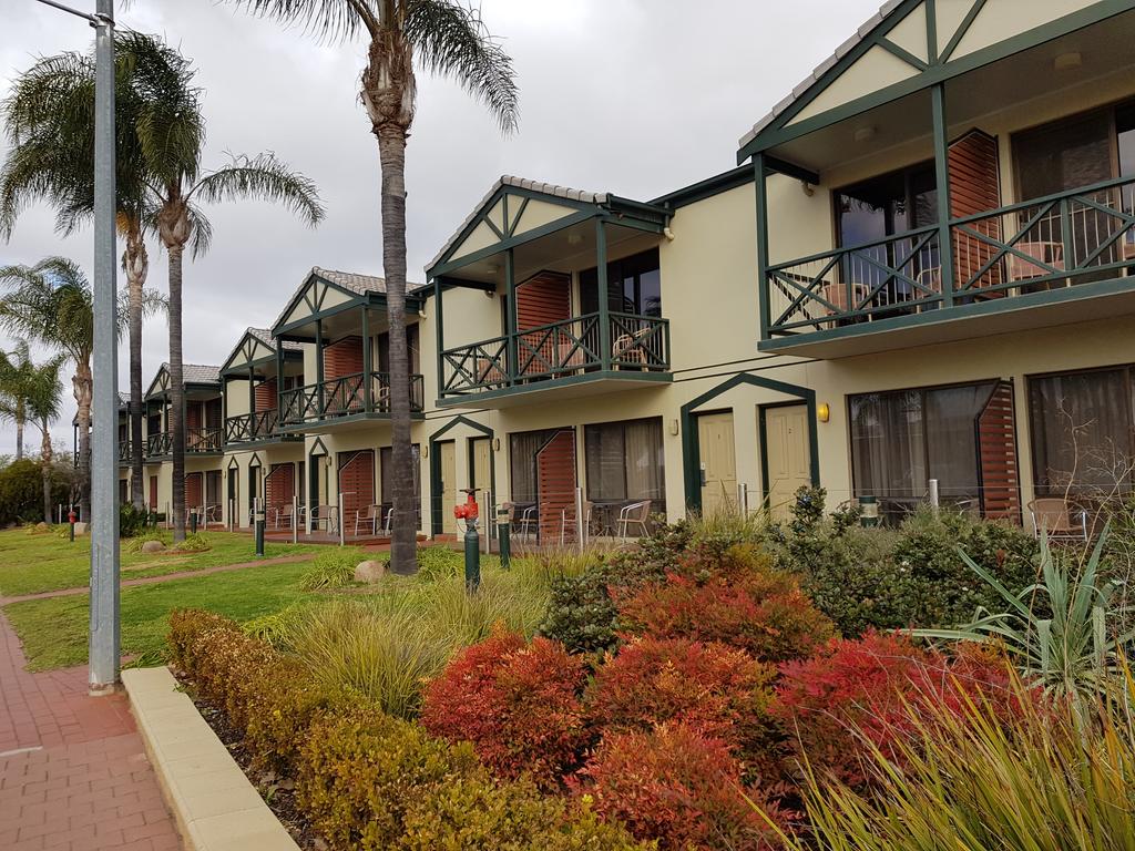 Renmark Hotel Motel - New South Wales Tourism 