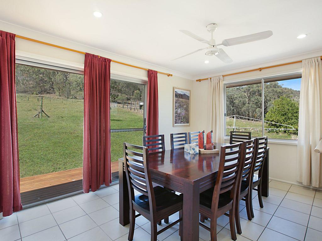 Rosamund House In Broke, 4br House In Walking Distance To Cellar Doors - thumb 3