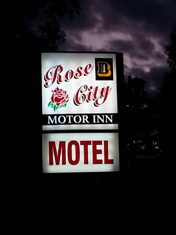 Rose City Motor Inn - thumb 3