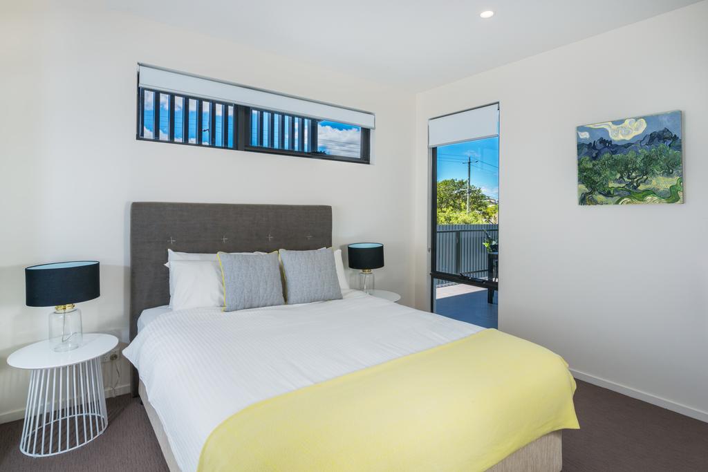 Round About Bulimba - Executive 3BR Bulimba Apartment Near Oxford St Shops And Restaurants - Accommodation Brisbane 1