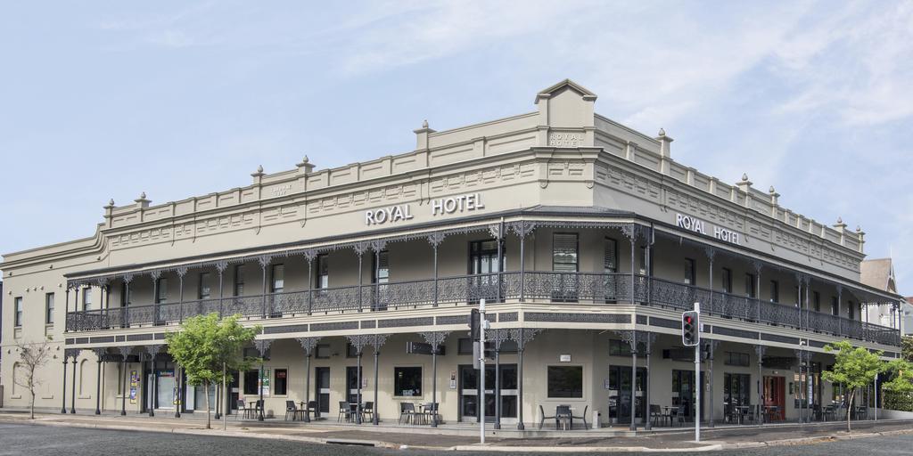 Royal Hotel Randwick - South Australia Travel