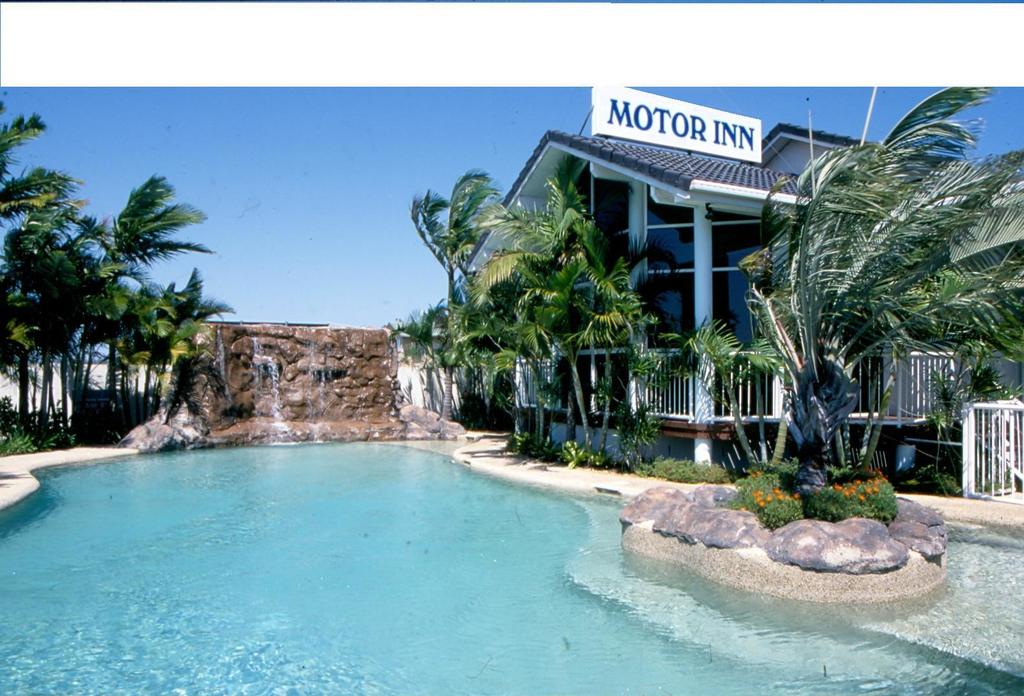 Runaway Bay Motor Inn - New South Wales Tourism 