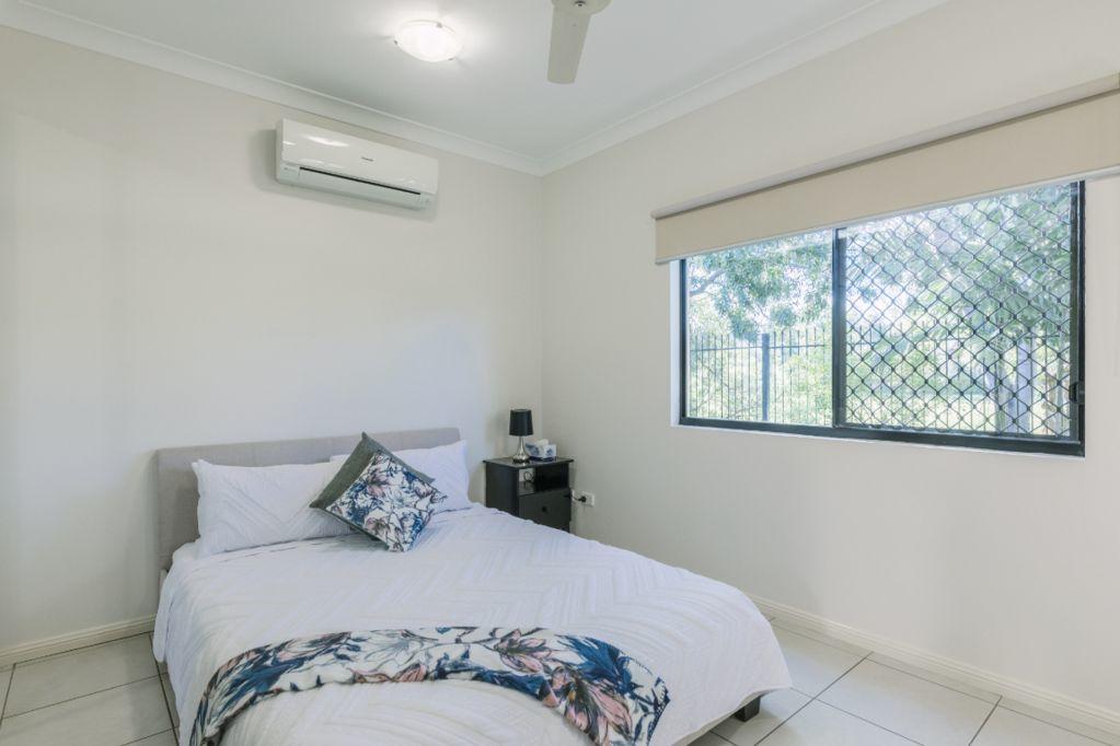 Secure 2 Bed Unit In Gray - Close Palmerston City - thumb 2