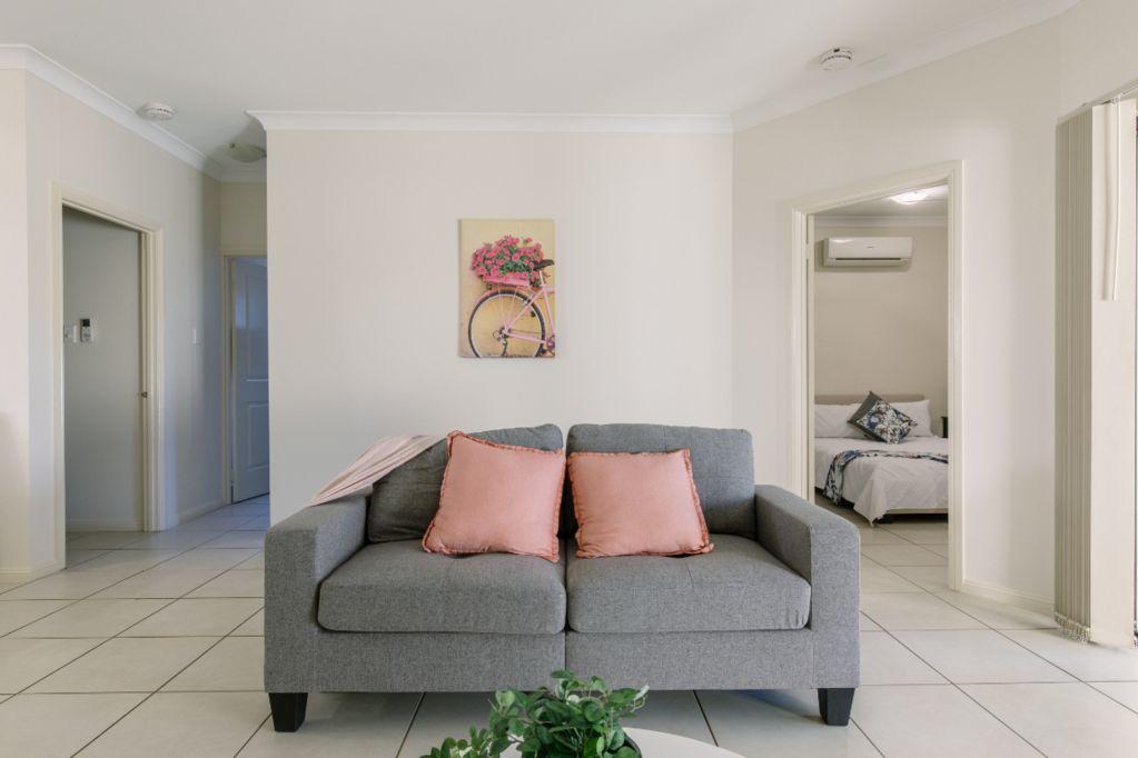 Secure 2 Bed Unit In Gray - Close Palmerston City - thumb 3