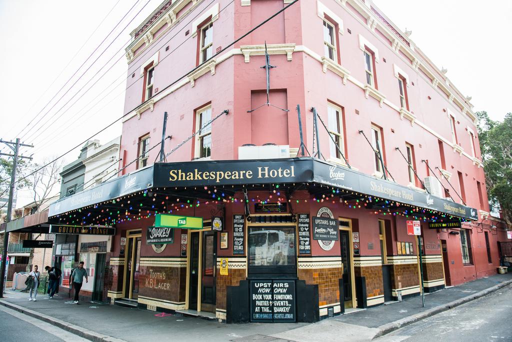 Shakespeare Hotel - Accommodation Directory 0