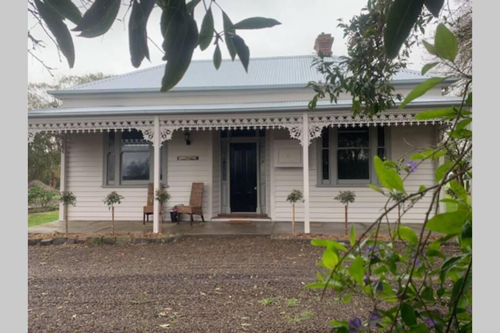 Skibo Cottage - South Australia Travel