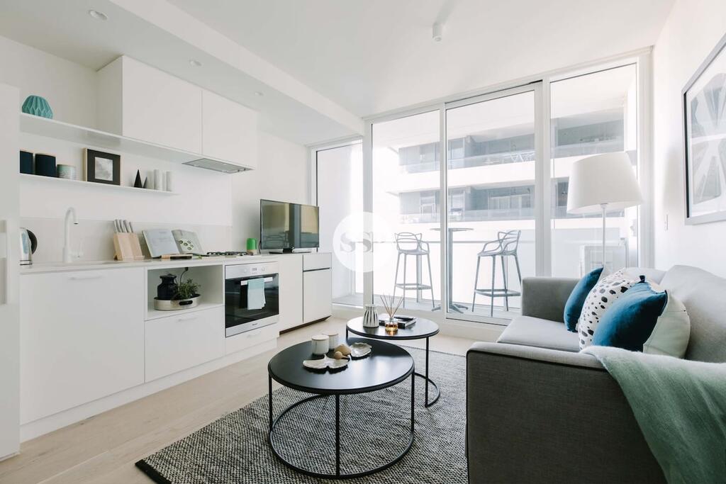South Yarra 1 BDR Apt Near ChapelSt Shops And Cafe - thumb 0