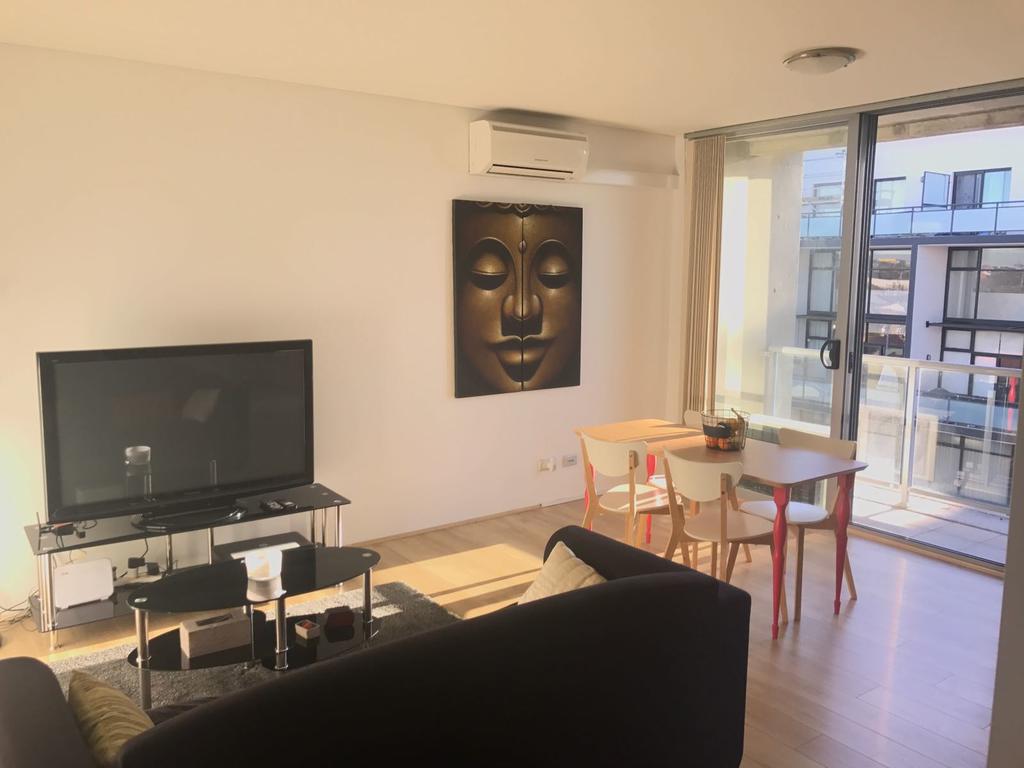 Spacious One Bedroom Apartment in Marrickville