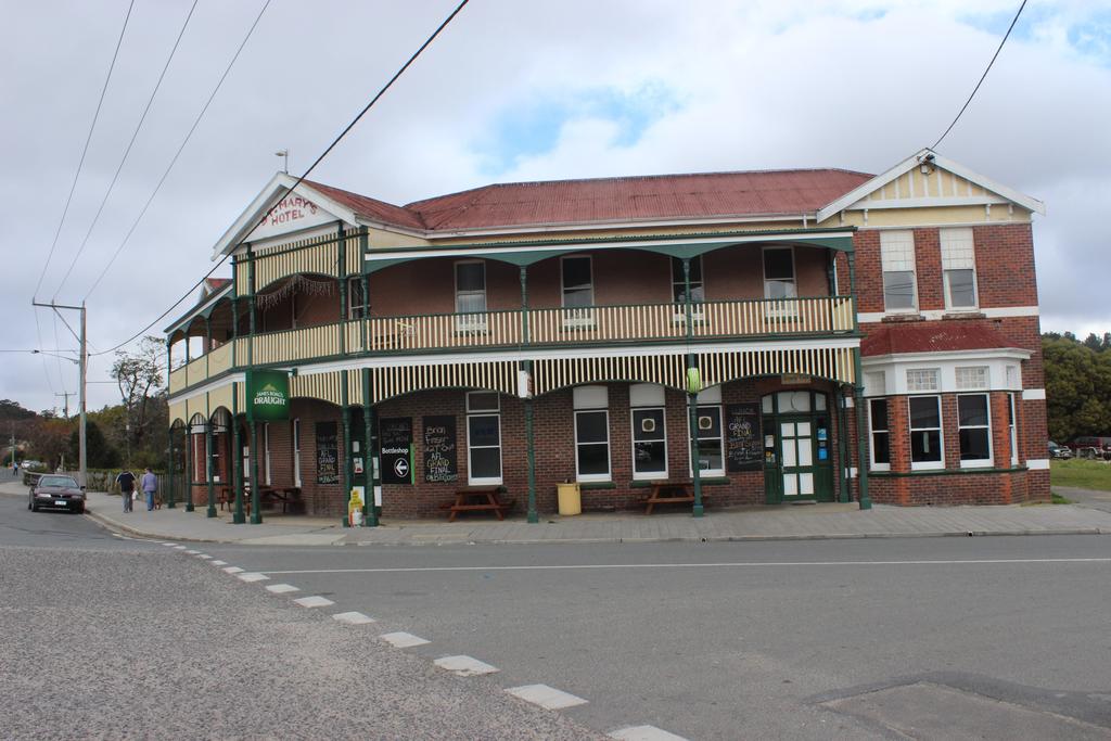 St Marys Hotel and Bistro - New South Wales Tourism 