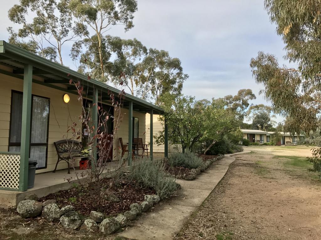 Stawell Holiday Cottages - Accommodation Mermaid Beach 3