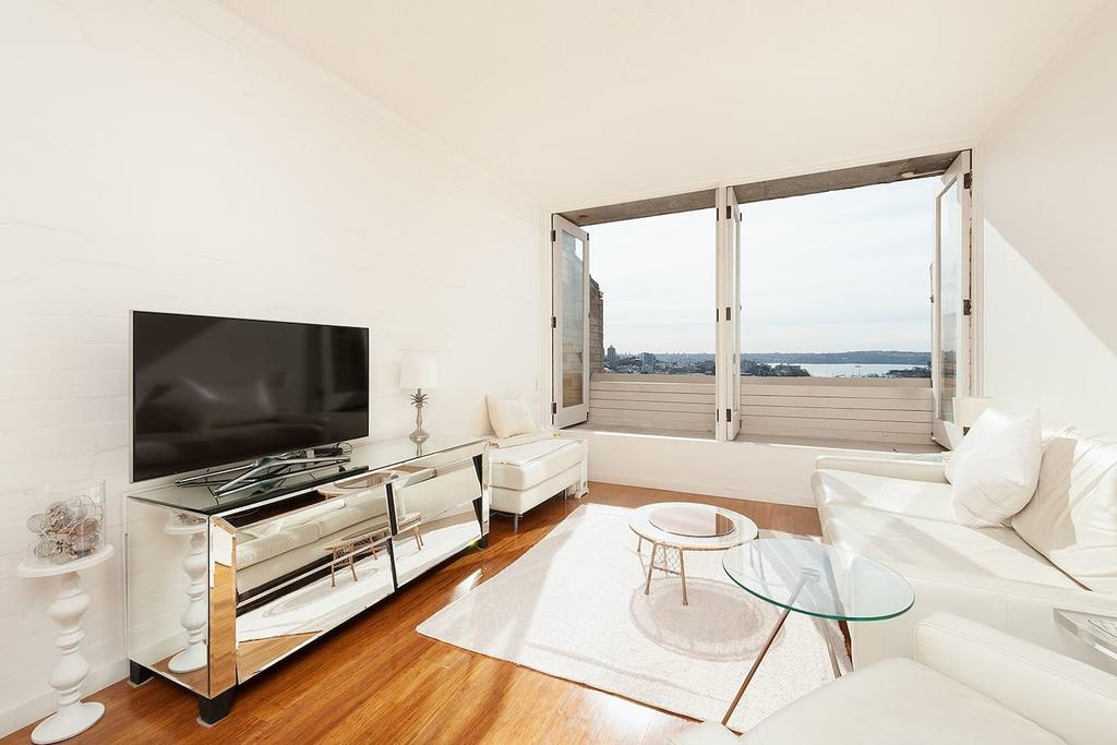 Stunning Sydney Harbour Views - Accommodation BNB