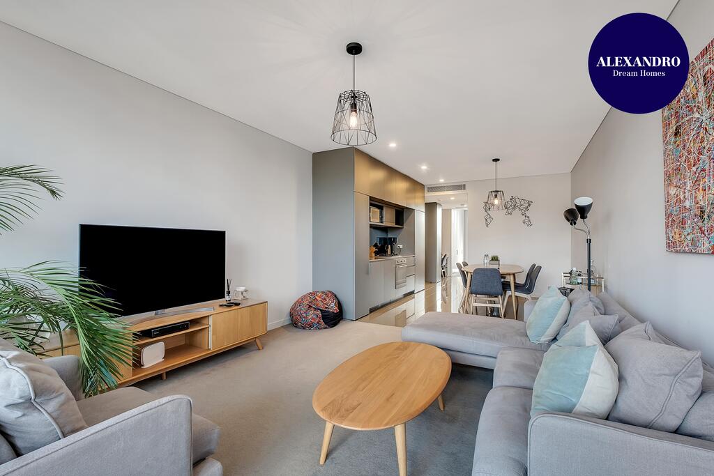 STYLISH CAMPERDOWN APARTMENT and PARKING INC - Accommodation BNB
