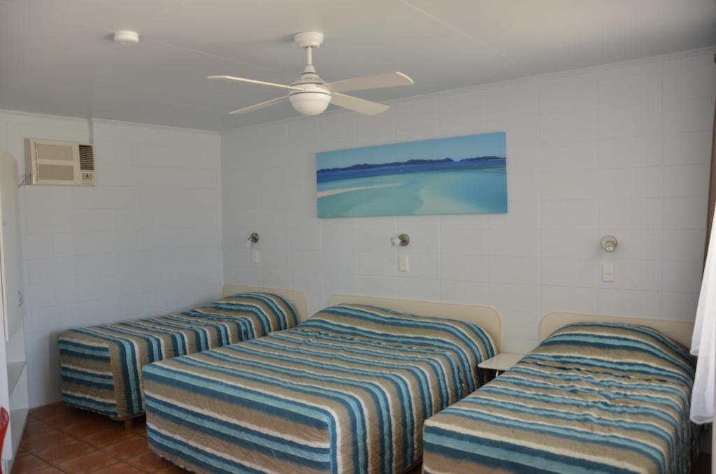 Sunburst Motel - Accommodation QLD 2