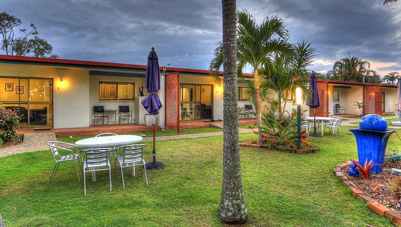 Sunlover Lodge - Accommodation Airlie Beach