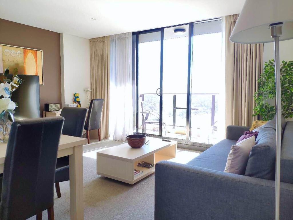 Super Luxurious Apartment On North Terrace - Accommodation Adelaide 0