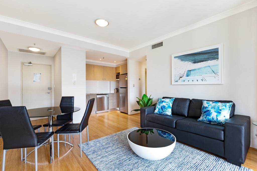 Surry Hills Fully Self Contained Modern 1 Bed Apartment 1012ELZ - New South Wales Tourism  2