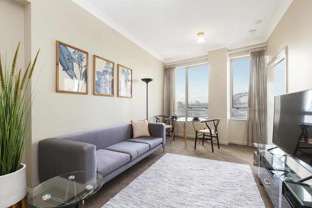 Sydney CBD 1 Bedroom Self-Contained Apartment with Spectacular Sydney Harbour View (1312 BRG)
