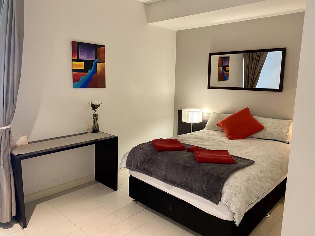 Sydney CBD Central Location - Spacious Apartment - Parking - Pool - Gym - Best Location - Accommodation in Brisbane 3