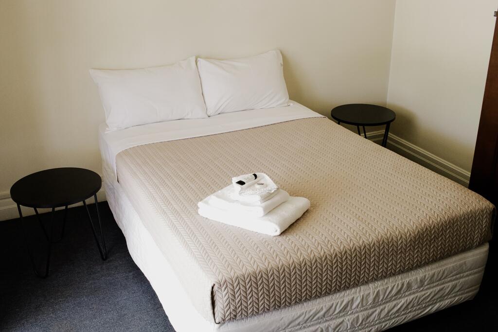 The Australian Hotel Motel - Accommodation Fremantle 2
