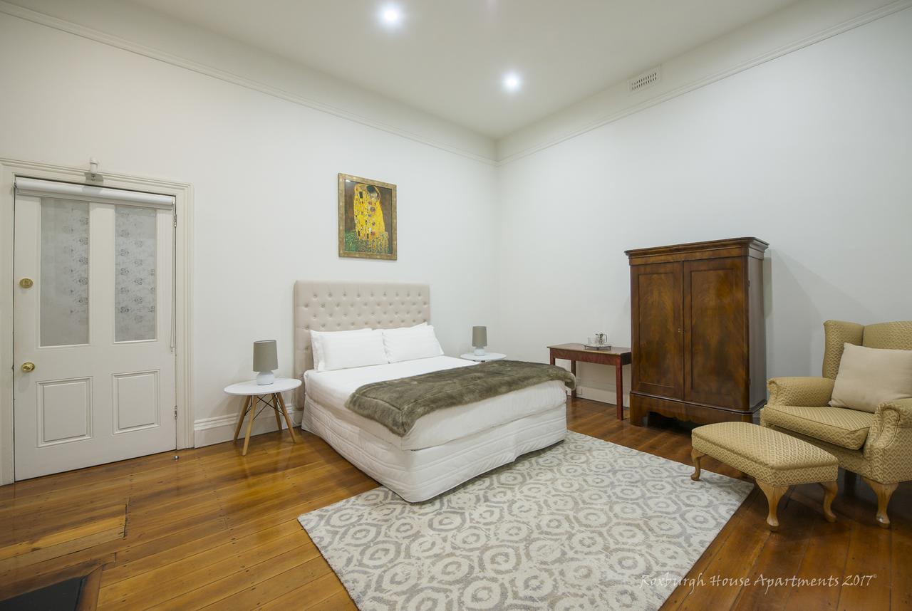 Roxburgh House Apartments - Accommodation Tasmania 8
