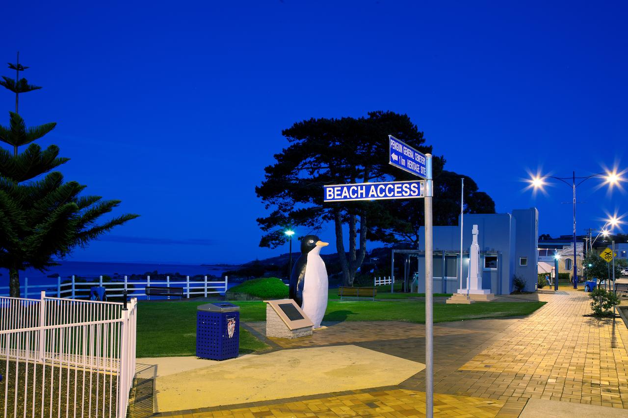 Penguin Waterfront Escape - Accommodation BNB 2