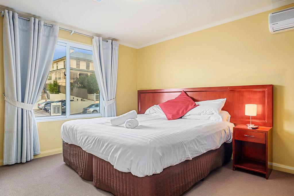 Apartment 104 - Accommodation Tasmania 1