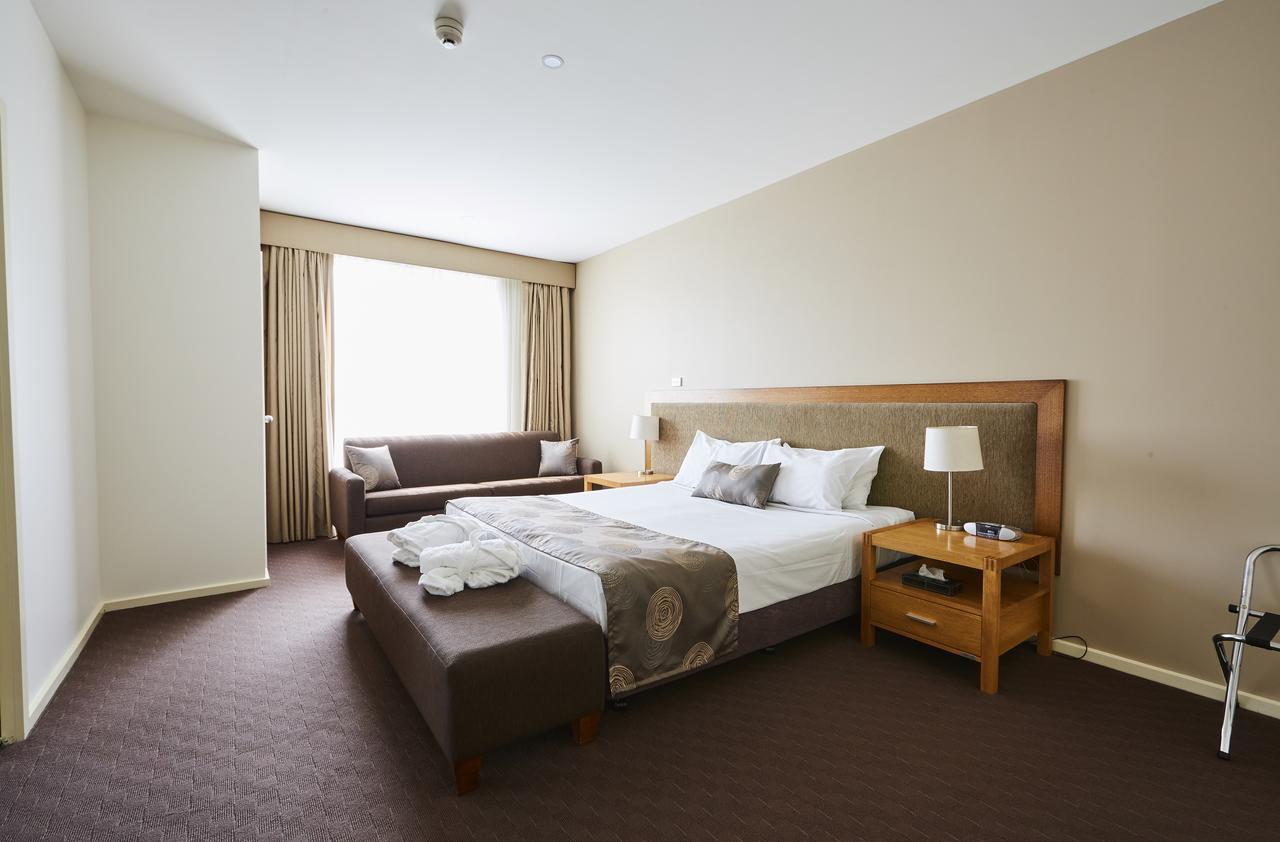 Mornington Hotel - St Kilda Accommodation