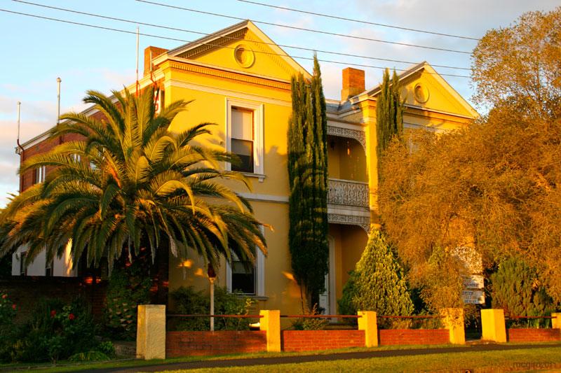 Campbell st Lodge - New South Wales Tourism 
