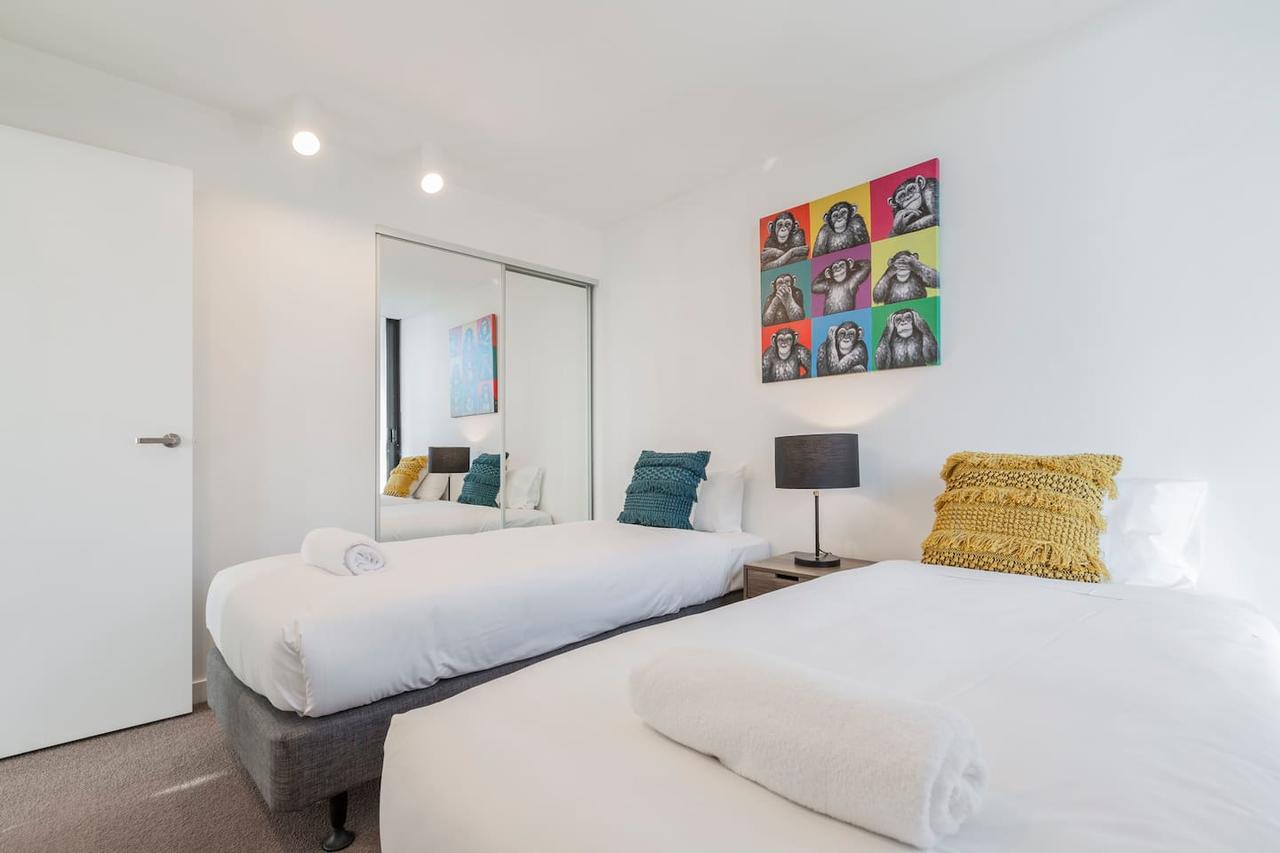 2Bedroom Apartment With Views In Docklands Next To CBD & Marvel Stadium - Accommodation ACT 11