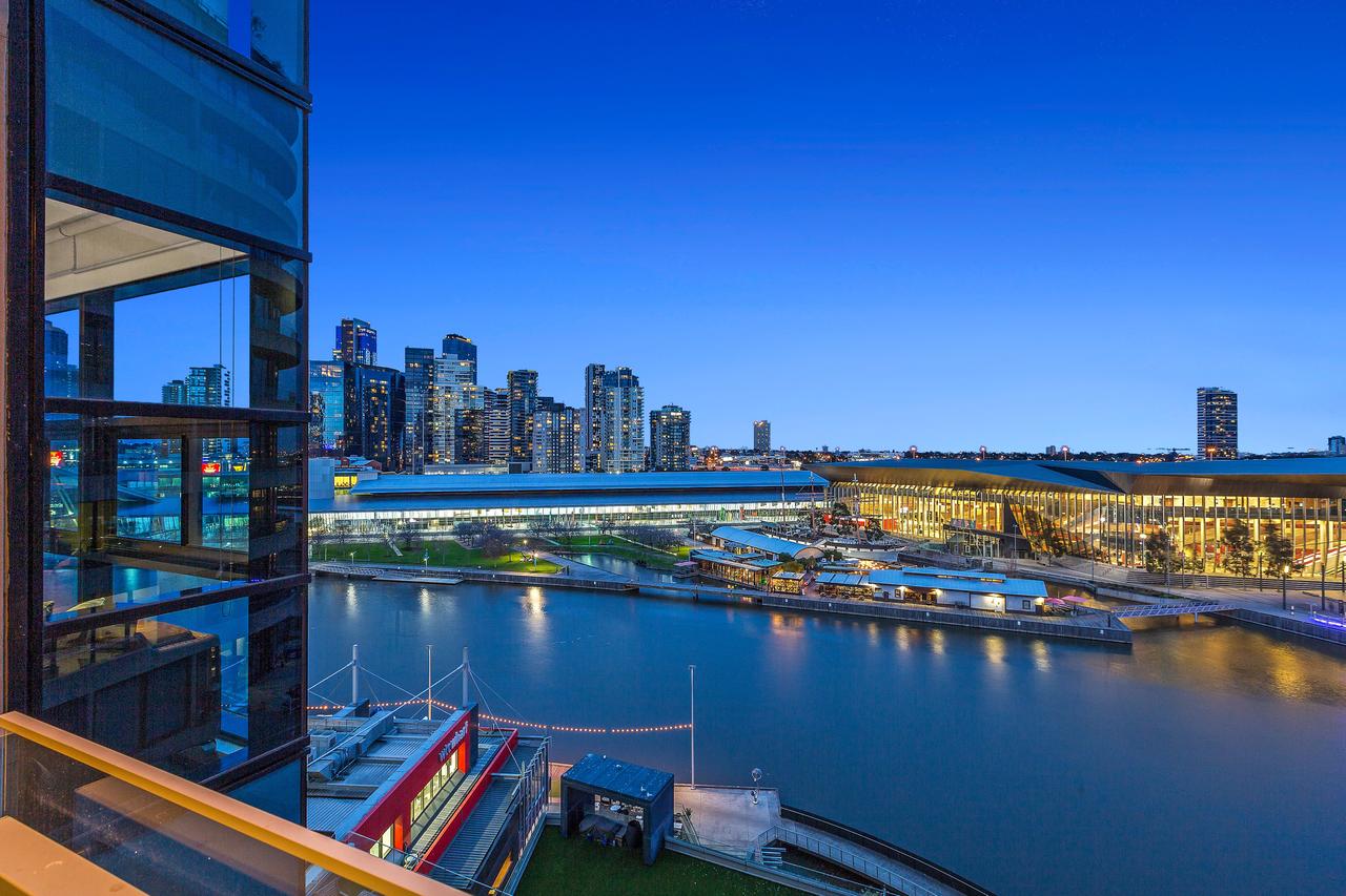 Melbourne Holiday Apartments Flinders Wharf - thumb 17