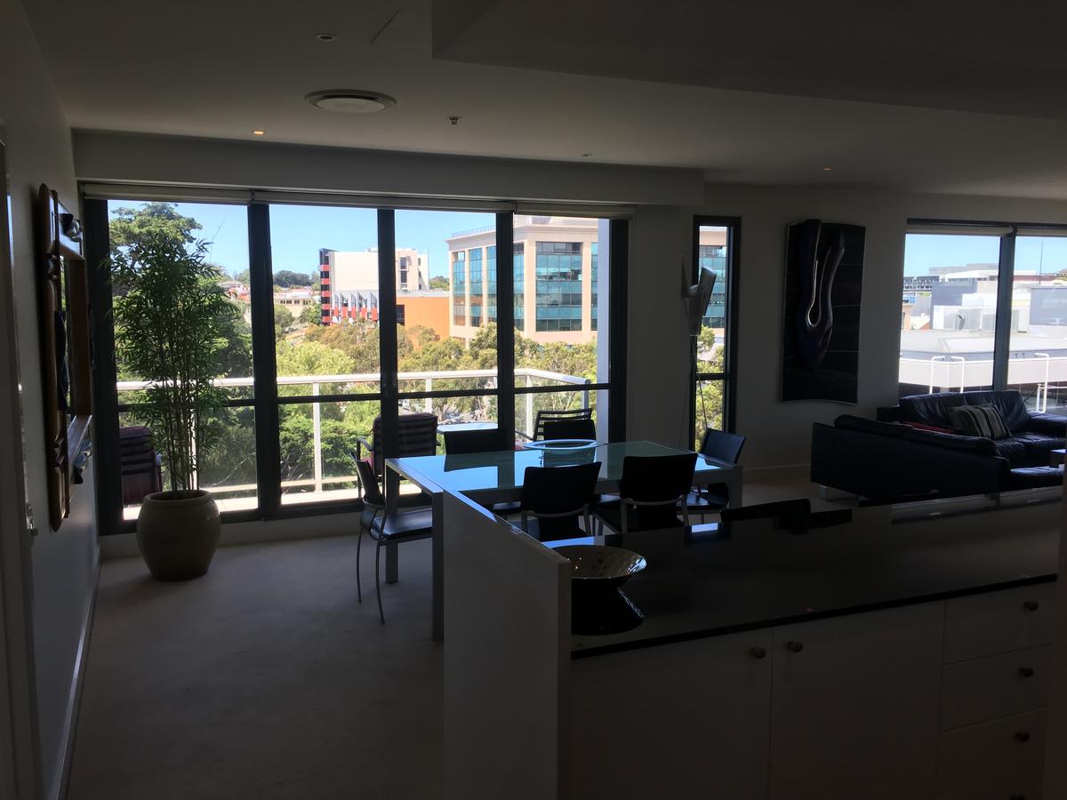 Geelong Waterfront Penthouse Apartment - Redcliffe Tourism 0
