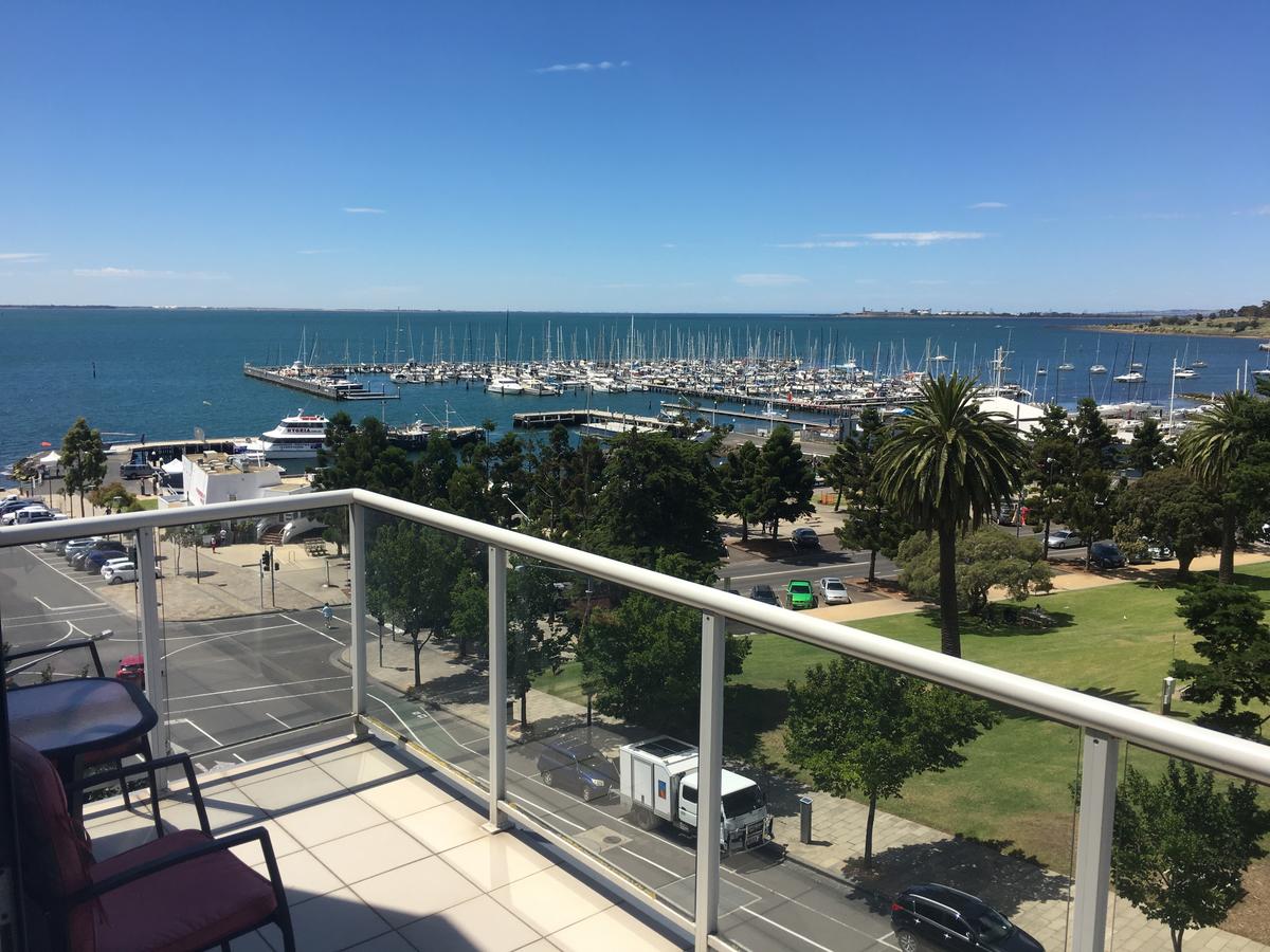 Geelong Waterfront Penthouse Apartment - Redcliffe Tourism 1