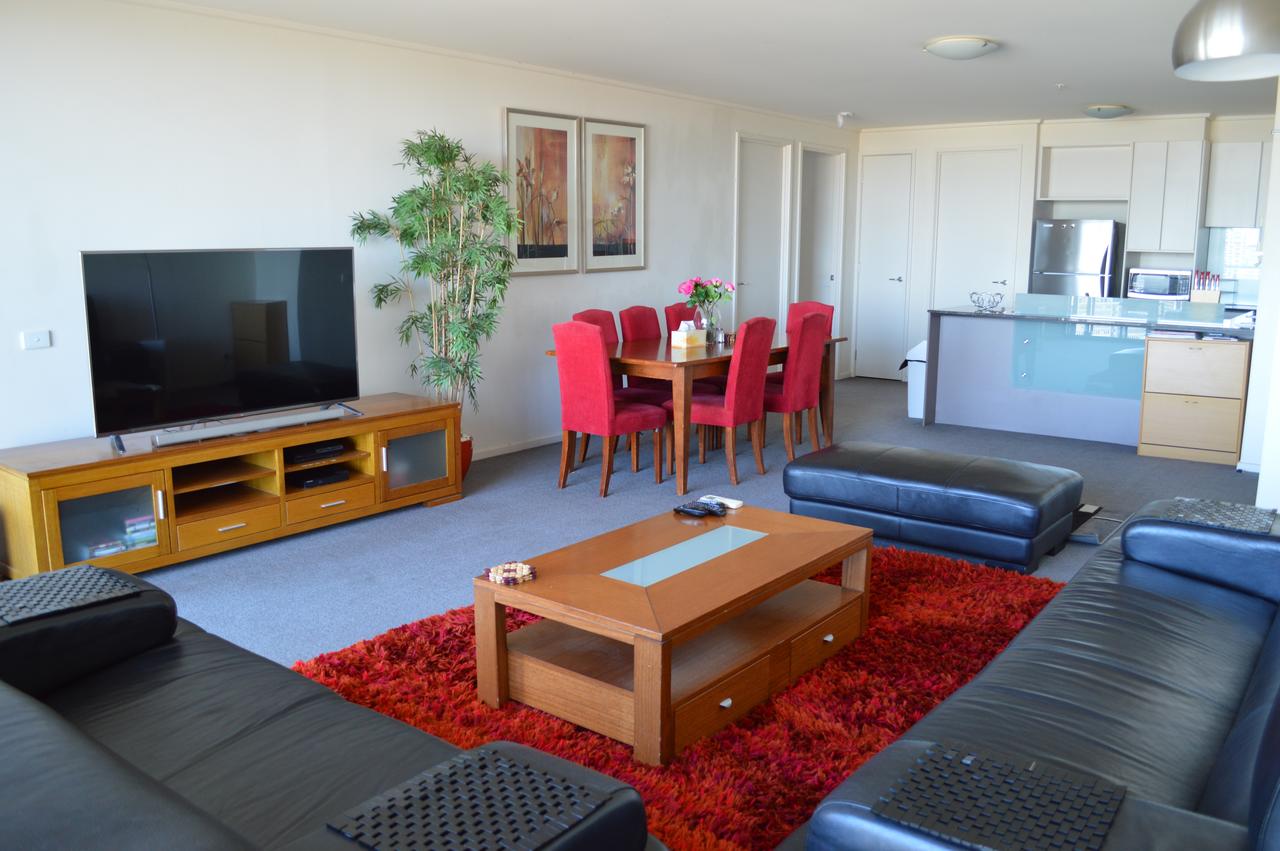 3BR Apartment at Victoria Tower Southbank - Accommodation Adelaide