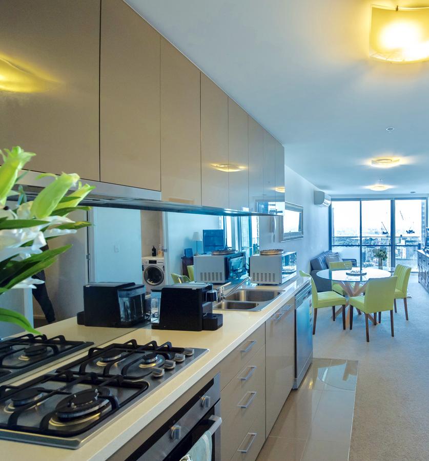 Luxury Apartments With View - St Kilda Accommodation 3