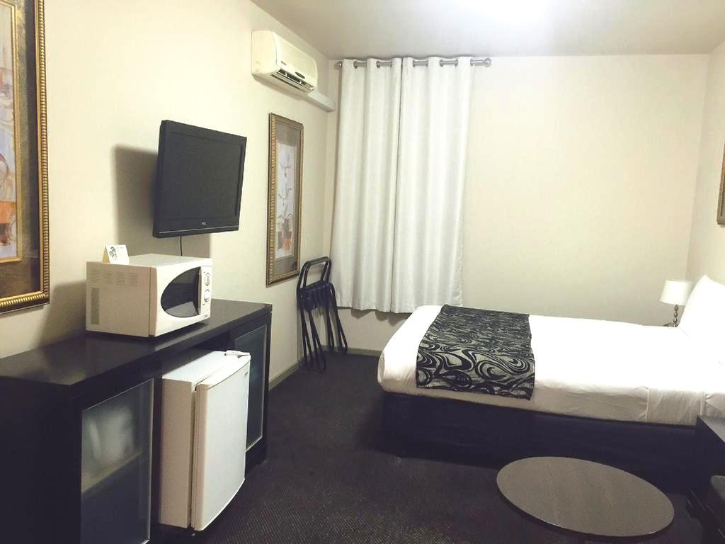 City Square Motel - Melbourne Tourism 1