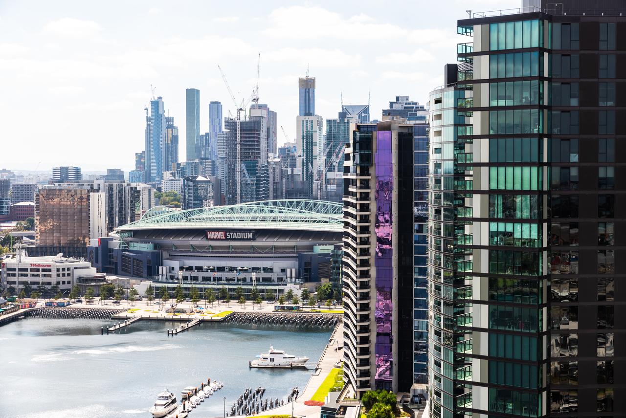 Melbourne Private Apartments - Collins Wharf Waterfront, Docklands - thumb 3