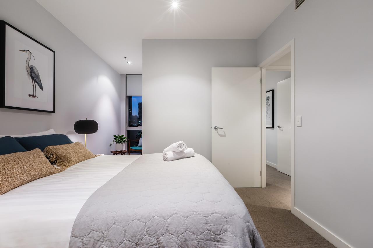 Auguste, Melbourne CBD Private Accommodation With Parking - Redcliffe Tourism 7