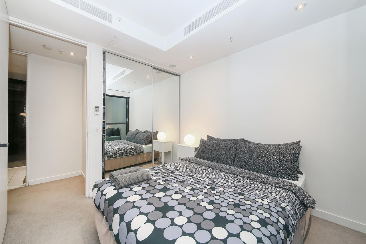 COZY 2BR Suites, FEDERATION SQUARE + FREE Parking - Accommodation ACT 2