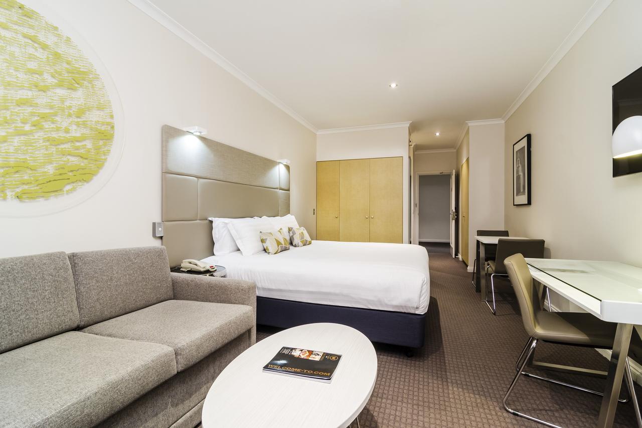 Clarion Suites Gateway - Melbourne Tourism 13
