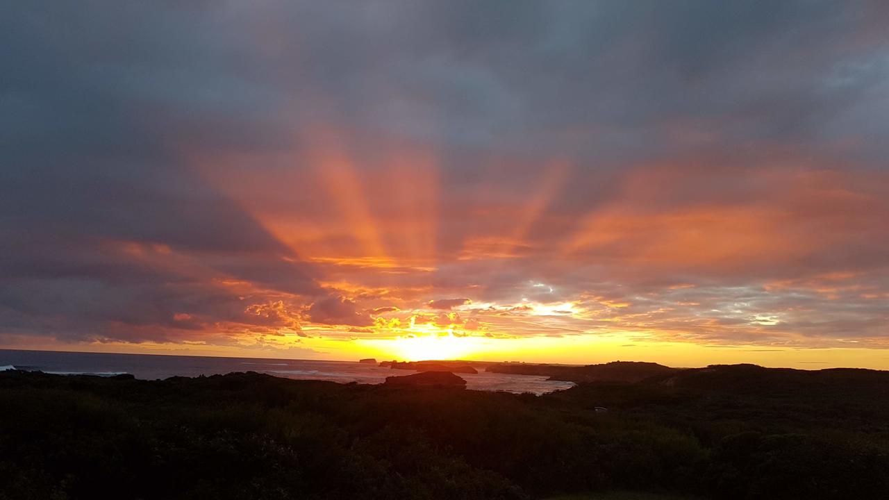 Sunsets On Martyrs Beach House - Ocean Views - thumb 25