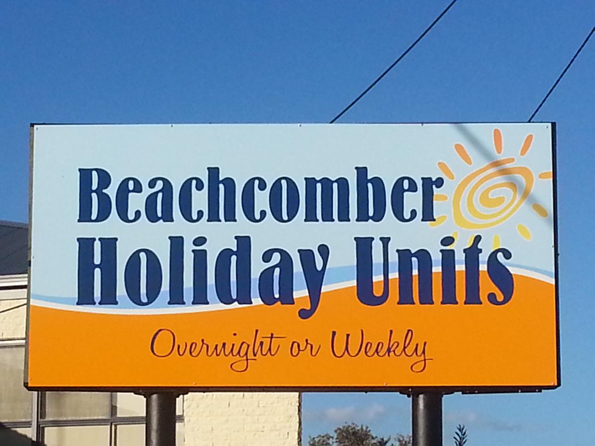 Beachcomber Holiday Units