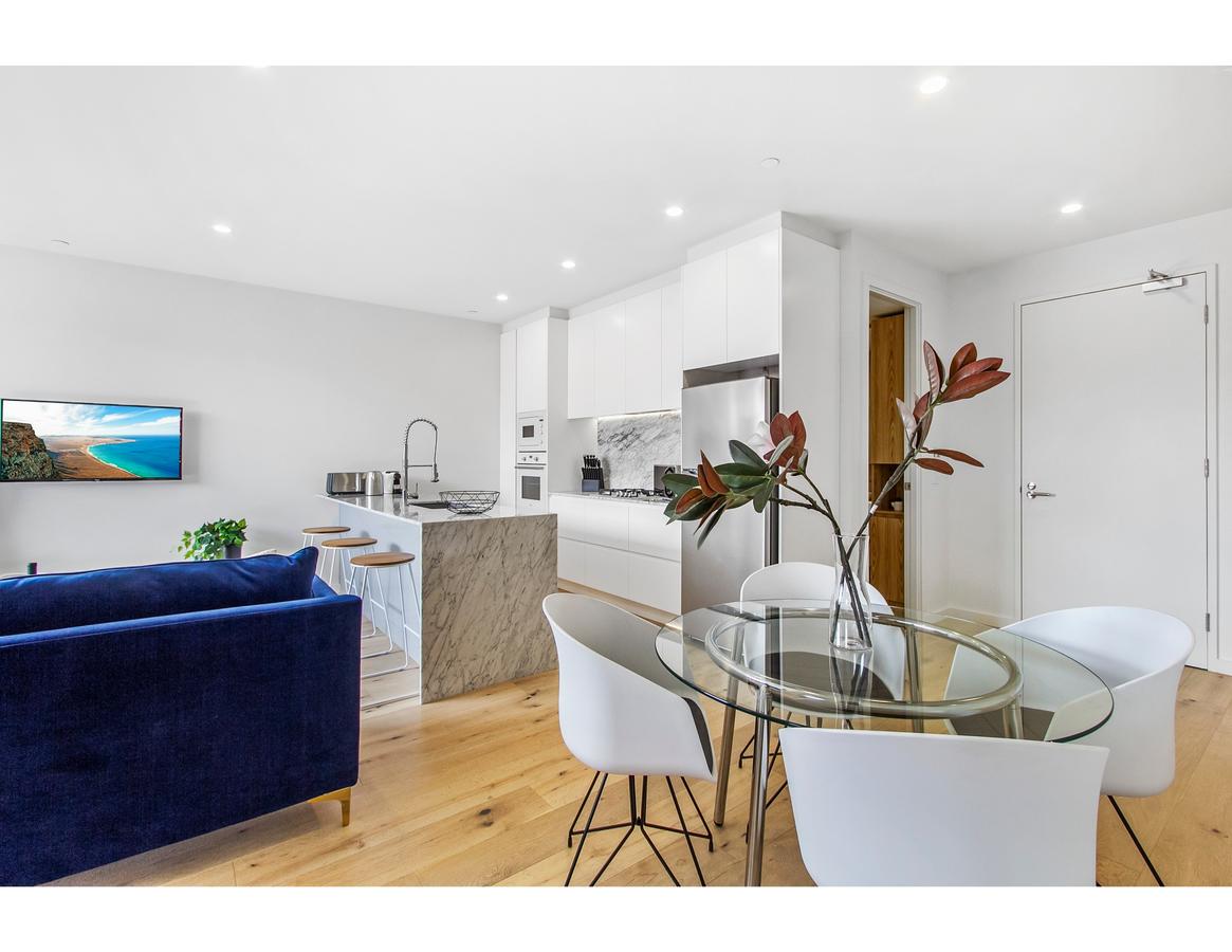 Boutique Apartment In Quiet, Sought-after Suburb - Accommodation ACT 6