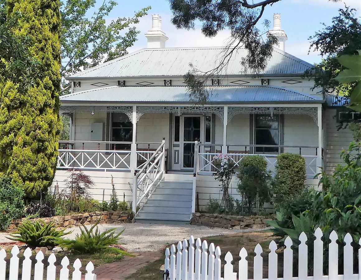 Fairbank House - Accommodation Adelaide
