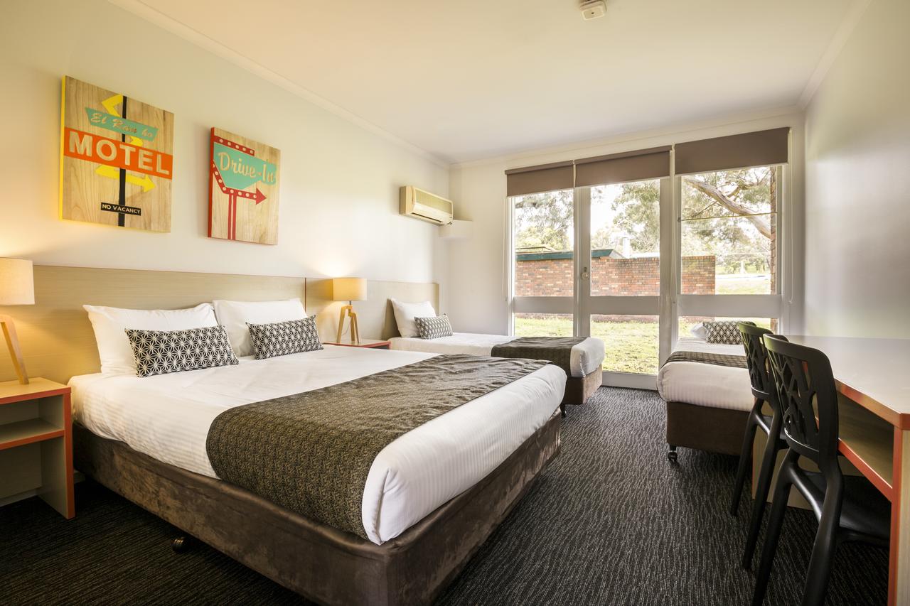 Burvale Hotel - New South Wales Tourism 